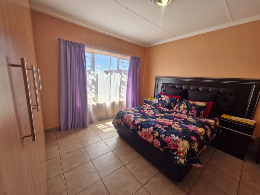 To Let 4 Bedroom Property for Rent in Kathu Northern Cape